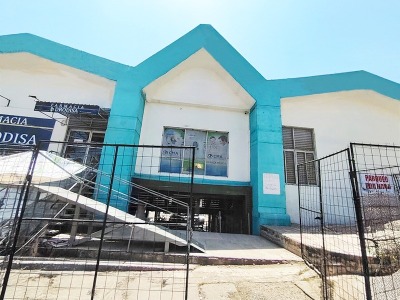 Local Comercial en Alquiler, Colonia Mayangle