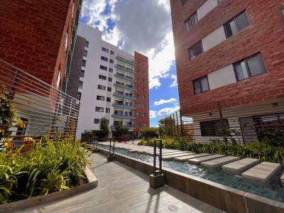 Apartamento en Venta, Torre Acacias