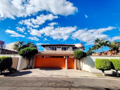 Casa en Alquiler, Lomas del Guijarro Sur (Circuito Cerrado)