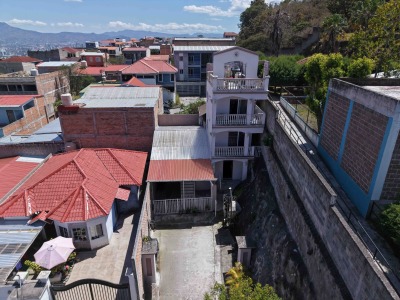 Casa en Venta, El Mirador Cerro Grande