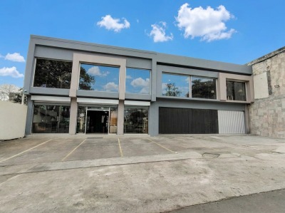 Local Comercial en Alquiler, Las Minitas Avenida Juan Lindo