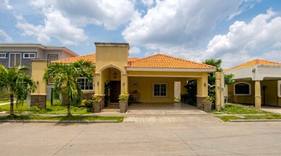 Casa en Venta, Residencial Salamanca