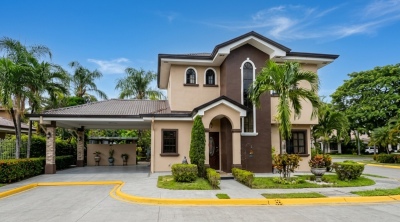Casa en Alquiler, Residencial Valle Encantado