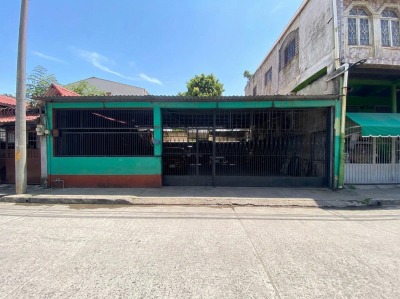 Venta de Casa, Barrio Medina